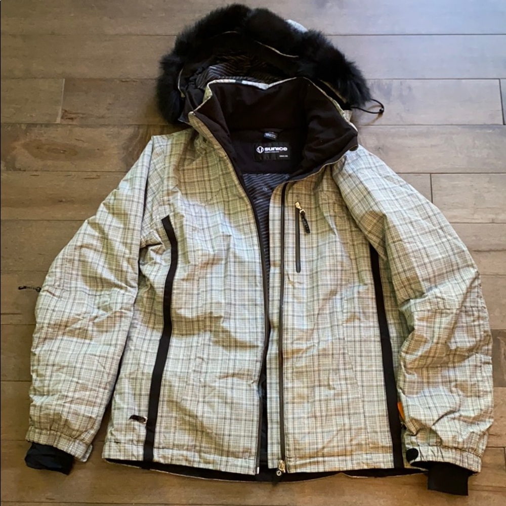 Sunice women’s ski coat